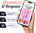 Hand die een smartphone vasthoudt met een afbeelding van Novomins gummies in een grijphaak. "Abonneer & Bespaar".