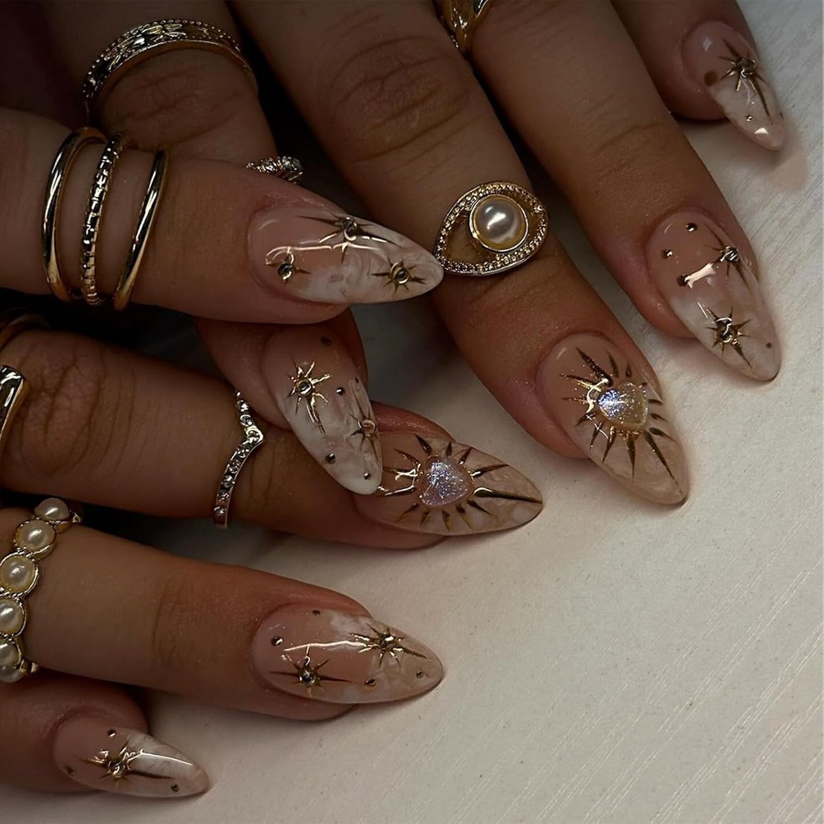 24 Stuks Press on Nails Gotische Franse Tips Valse Nagels Acrylnagels - Diamant Sterren Design - Natuurlijm - Glanzende Nageldruk