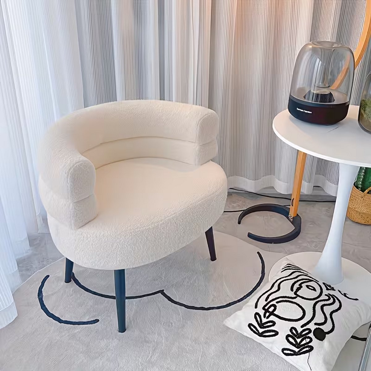 Witte Teddy Fauteuilstoel – Zachte Accentstoel met Metalen Poten – Moderne Stoel voor Woon