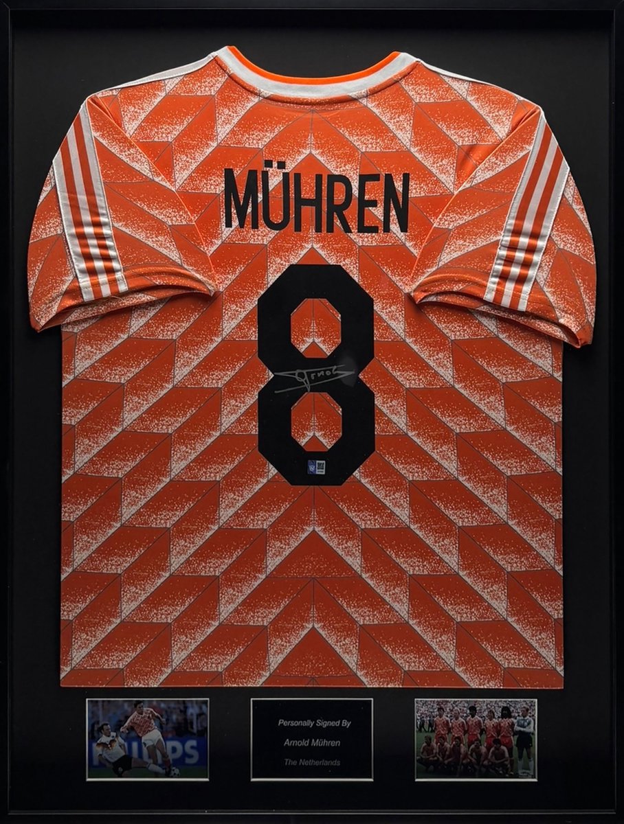 Arnold Mühren gesigneerd Nederland 1988 ingelijst thuis shirt