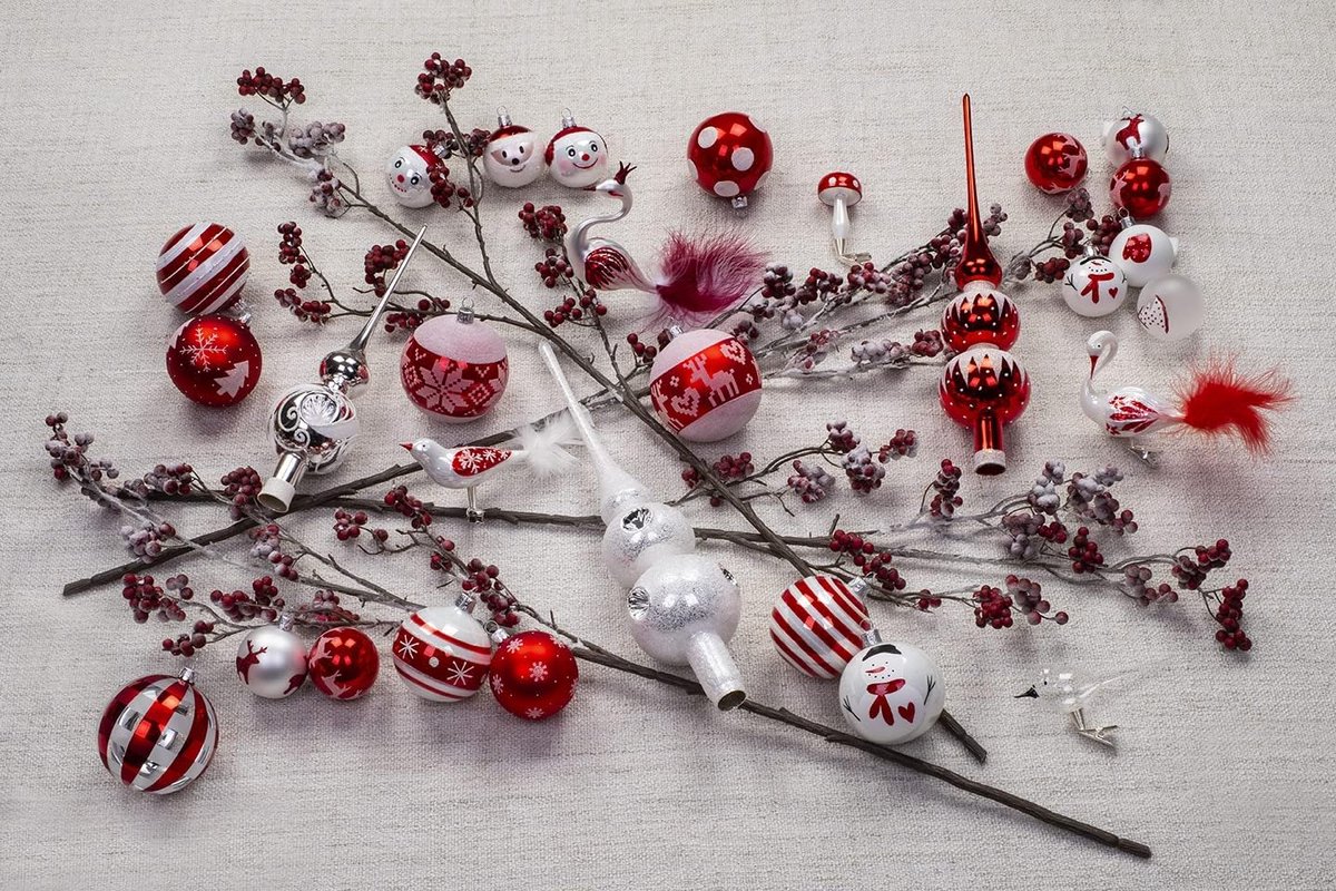 Kerstballen Set - Decoratieve Ballen - Kerstboom Versieren - Mondgeblazen Glas - 6 Stuks 7 cm - Rood Wit