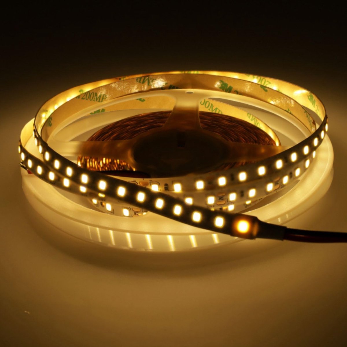 SnelShoppen - LED Strip 5m 12V Warm Licht 3000K, 120 LEDs/m, SMD2835, Zelfklevend Licht voor Decoratie in Slaapkamers, Woonkamers, Meubels