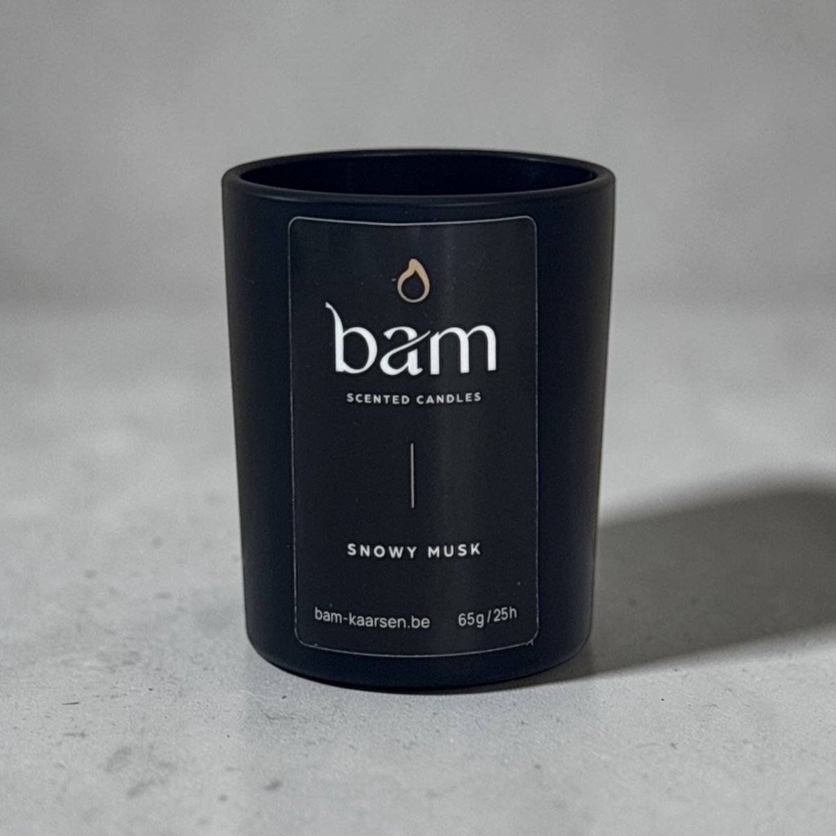 Bam geurkaars SNOWY MUSK - 25 branduren - Black collection Small zwart