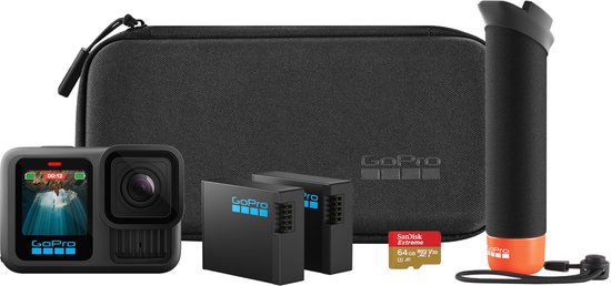 GoPro HERO13 Black actiecamera met accessoires: case, twee batterijen, grip en SanDisk Extreme 64GB geheugenkaart.