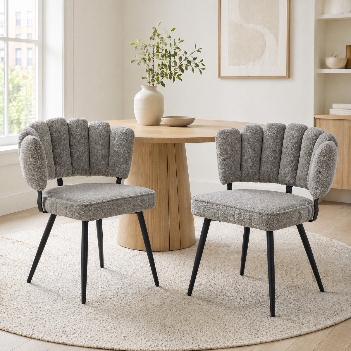 MEUNIQ Eetkamerstoel set van 2 met armleuningen, bloemvormige rugleuning, velvet zitting en zwarte metalen poten, 80 cm, grijs zwart voor eetkamer of woonkamer Lichtgrijs