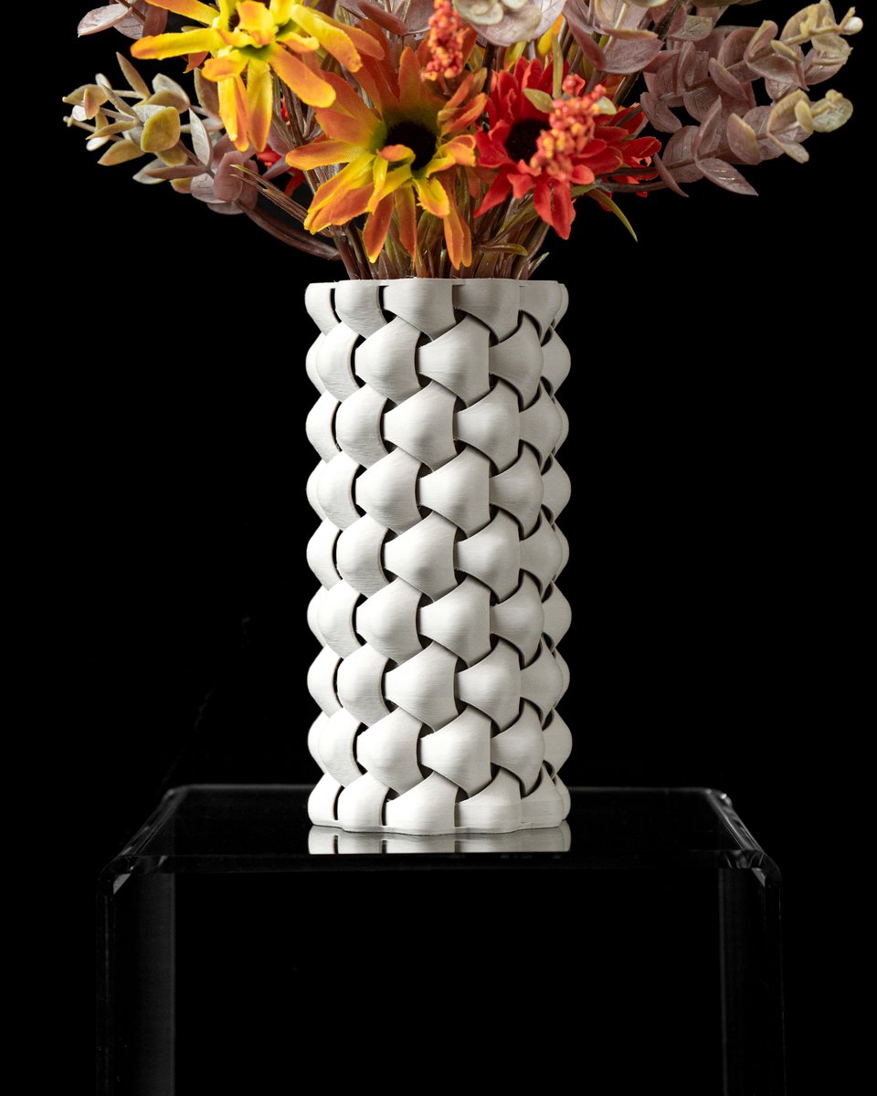 Skushy Vaas Triweave - Geschikt voor Bouwbloemen - Japandi Designvaas voor Droogbloemen en Kunstbloemen - Sculpturale Decoratieve Vaas - Moderne Woondecoratie