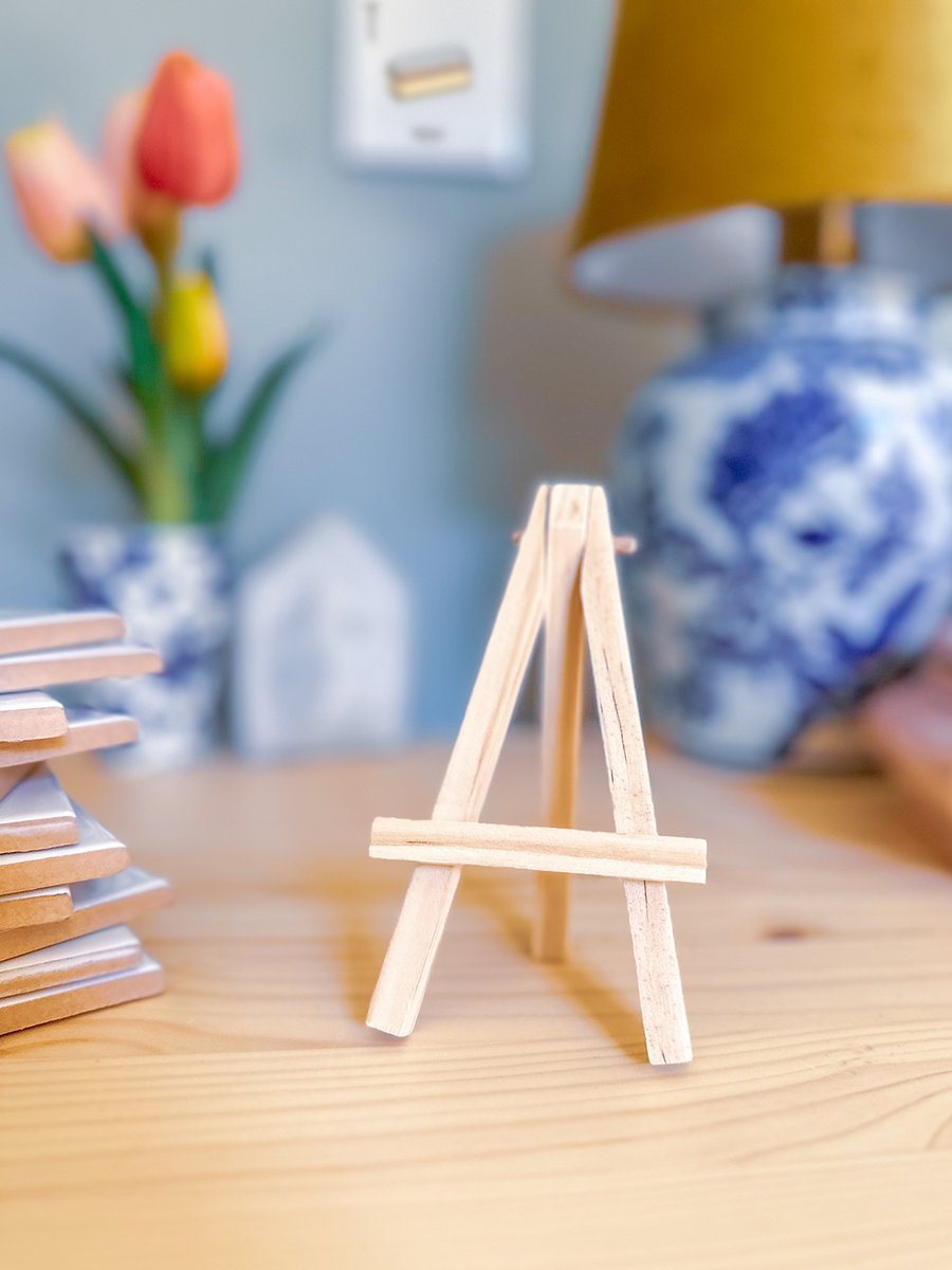 Mini-ezel - Tegelhouder voor ABC tegeltjes - Standaard - Ezel - Display - Grenenhout - Toevoeging voor onze ABC tegeltjes