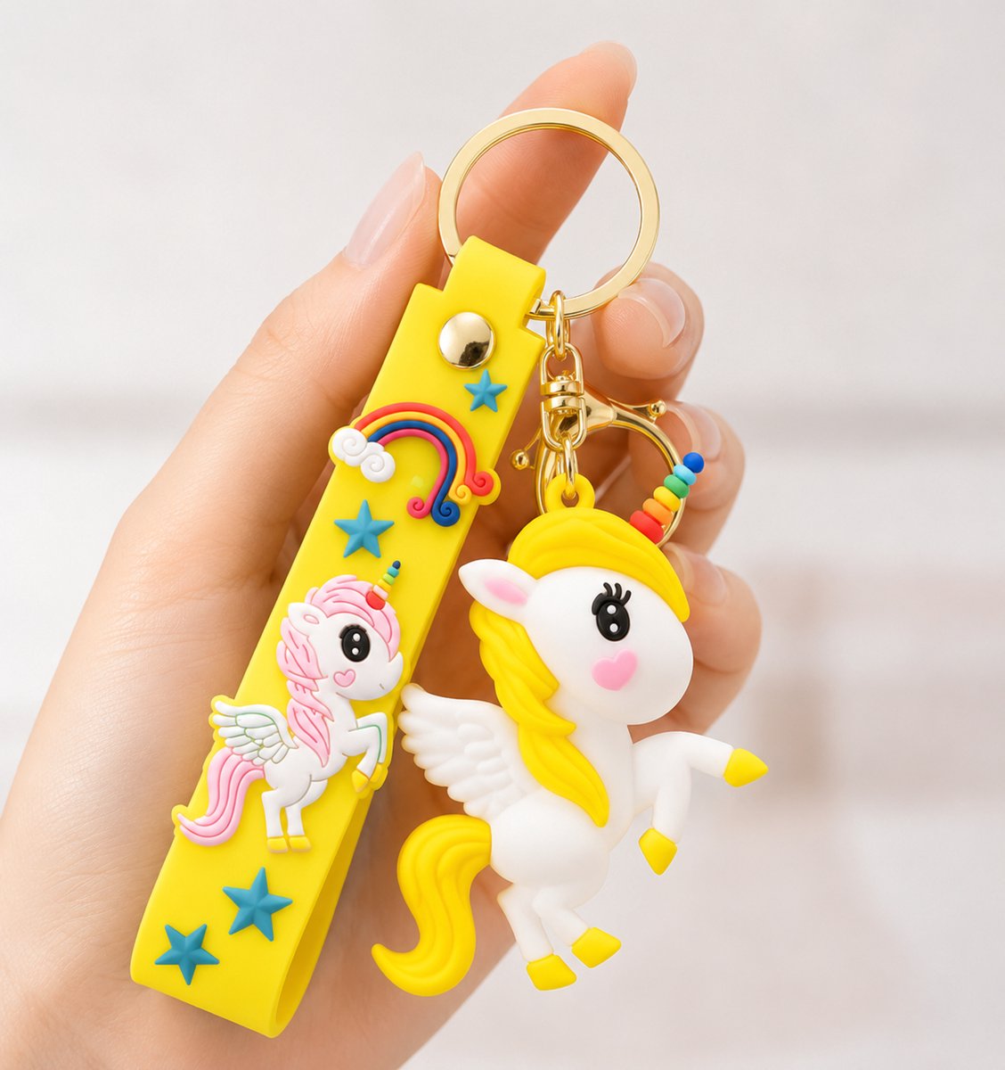 Pradeo - Siliconen Sleutelhanger - Eenhoorn - Unicorn - Geel - Hard Siliconen - Cadeau Voor Volwassenen en Kinderen - Geschenk Voor Verjaardagen en Feestdagen - Key Chain