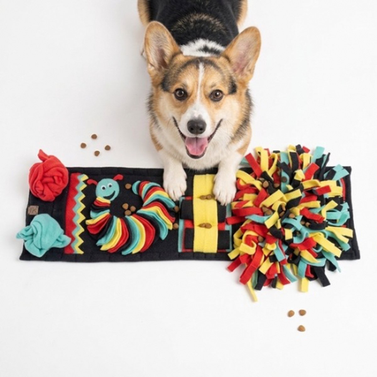 Snuffelmat voor Honden en Katten | Fiesta Joy Collection | Zwart Geel Rood Turquoise | Hersenwerk voor Huisdieren | Snuffelkleed – Snuffle mat – Hondenpuzzel – Voerpuzzel – Slow Feeder – Brainwork – Dog Toy | ShukoSnuff by MadeByShuko