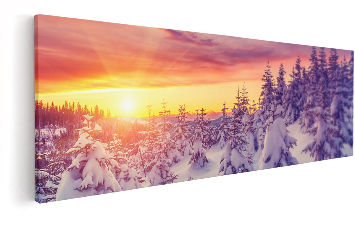 Artaza Canvas Schilderij Zonsondergang In Het Sneeuw Bos - 150x50 cm - Groot - Wanddecoratie Woonkamer - Schilderijen - Muurdecoratie