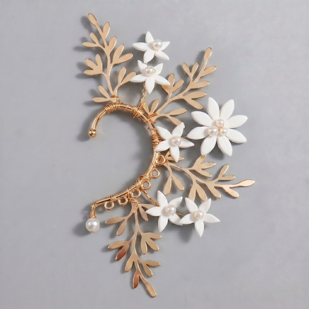 Elfen Oor Cuff, Handgemaakte Bloem Blad Oorversiering, Zonder piercing oorhaak voor bruiloft en fotoshoot，Gouden bloem- en blad-oorbelhaakjes