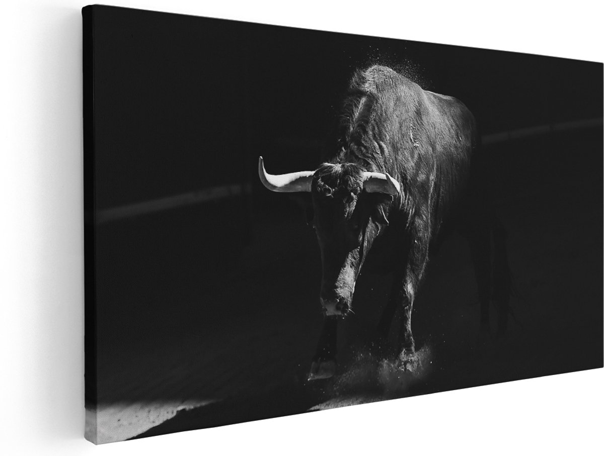 Artaza Canvas Schilderij Stier In De Arena - Zwart Wit - 180x90 cm - Groot - Wanddecoratie Woonkamer - Schilderijen - Muurdecoratie