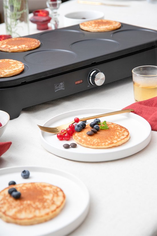 FRITEL PM 2260 Pancake Maker - Pannenkoekenmaker / Pancake Party - 1500W - Pannenkoeken 8x15 cm- 1 tot 8 Pers. + 8 Spatels & 1 Pollepel - PFAS-vrij — afbeelding 2