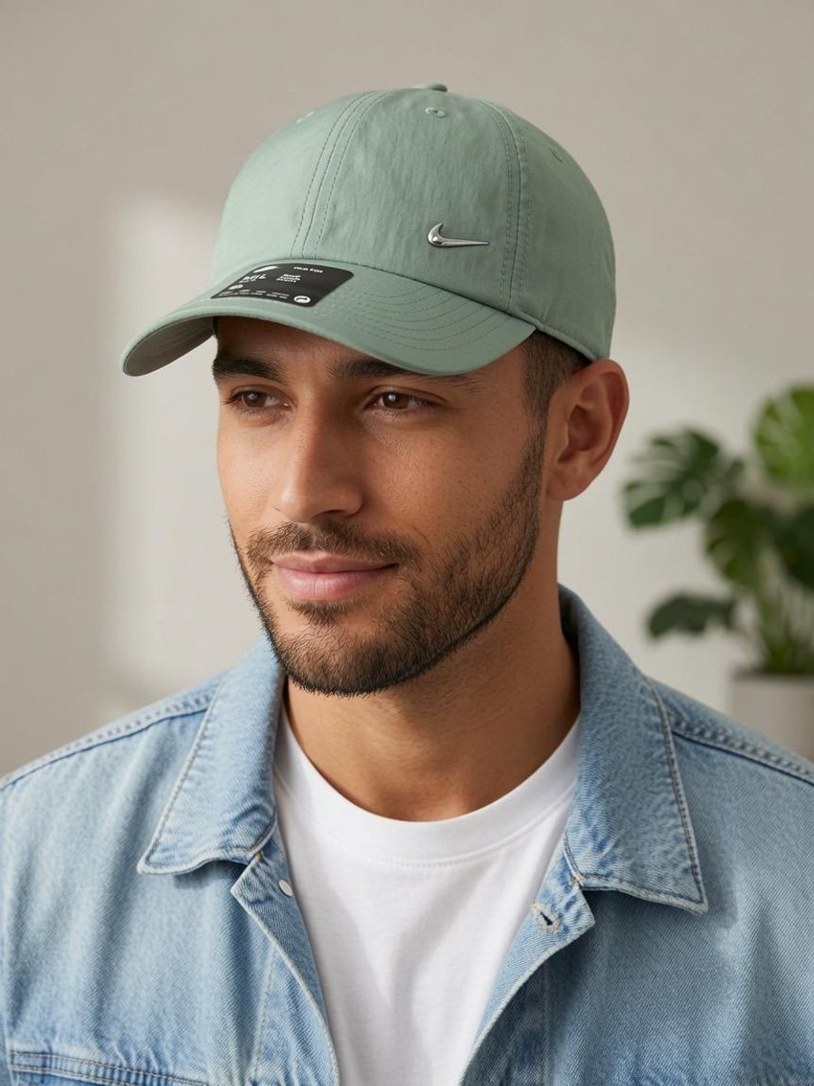 Nike Dri Fit Club Pet /L Groen