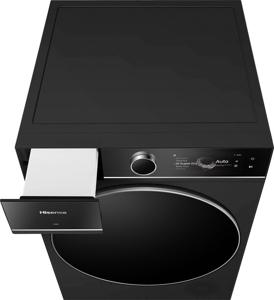 Zwart Hisense wasdroger, bovenaanzicht. Lade is open. De deur is gesloten. Touchscreen met "Auto" programma.