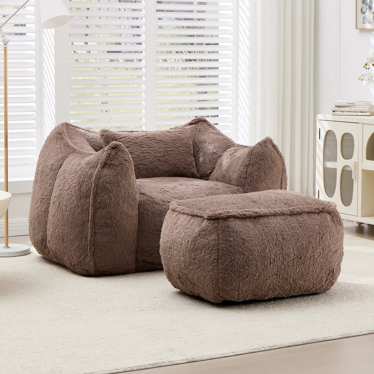 Zitzak met Voetenbank - Loungestoel - Bekleding van Imitatie Konijnenbont - Hoogdichtheid Versnipperd Schuim - Ergonomische Rugleuning - Relaxstoel voor Woonkamer en Slaapkamer - Draagvermogen 200 kg-Koffiebruin