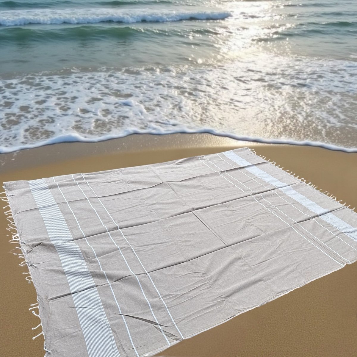 Lindian style - Tweepersoons strandkleed - Beige/wit gestreept - XLstrandkleed - XL strandlaken - 210x235