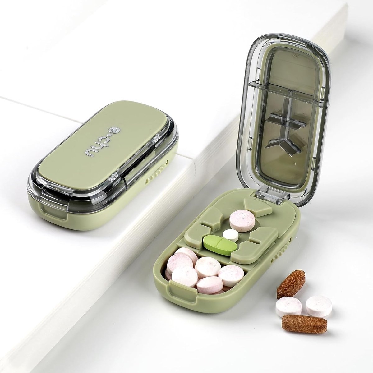 Verstelbare pillensnijder en opslagdispenser voor kleine en grote pillen - handige 2-in-1 tabletsplitter en reisorganisator voor medicatiebeheer en gebruiksgemak
