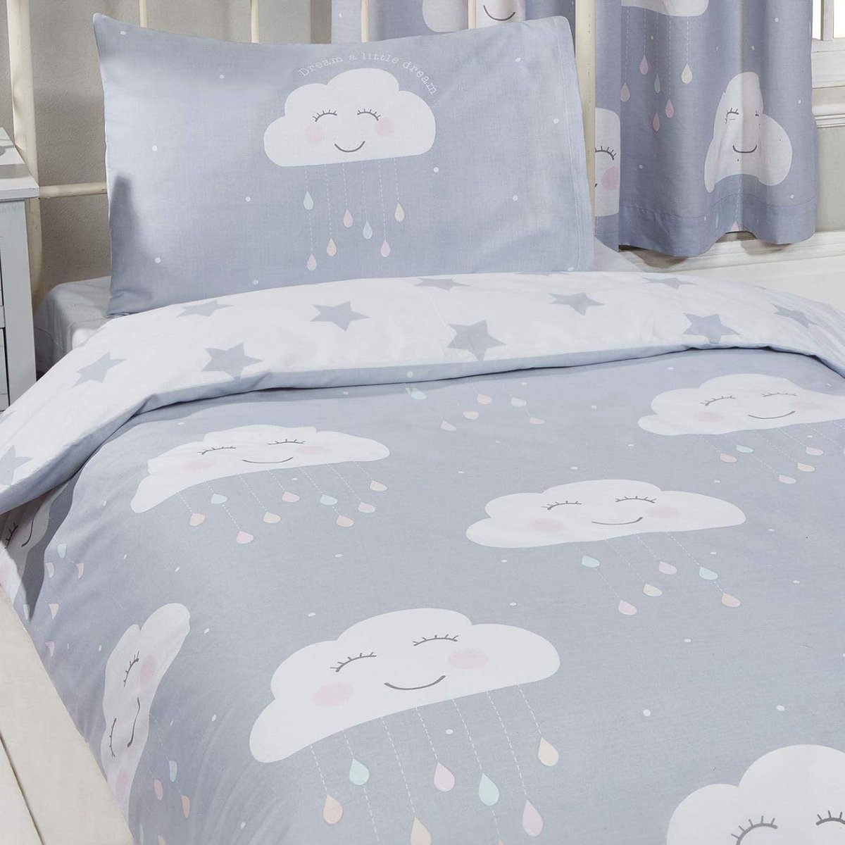 SnelShoppen - Happy Clouds Eenpersoons Dekbedovertrek en Kussensloop Set - Schattige Wolkenprint - Ideaal voor Kinderen - 135x200 cm Dekbedovertrek -
