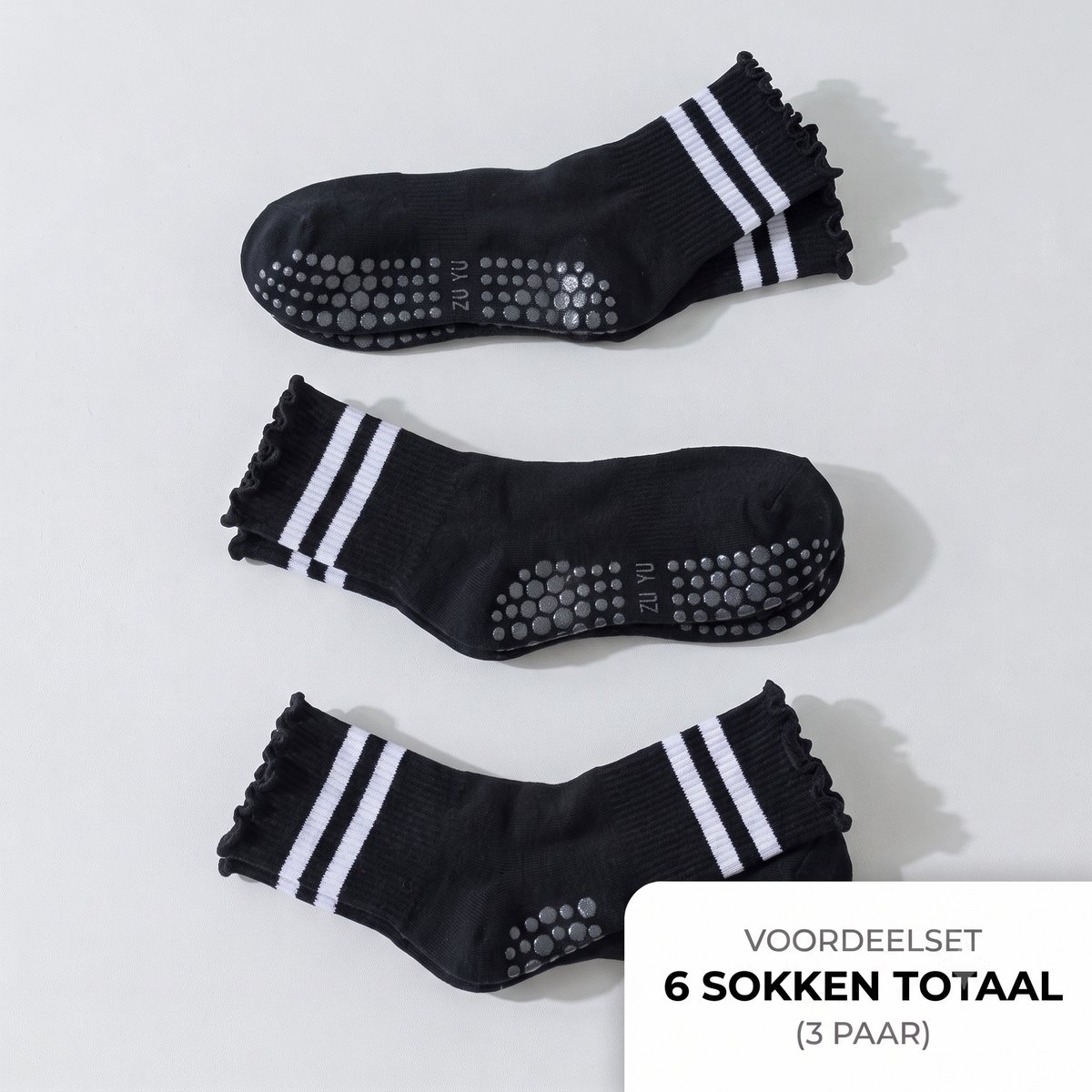 Antislip Yoga & Pilates Sokken Dames - Zwart - Set van 3 Paar - Grip Sokken voor Studio, Thuis & Fitness - Ademend & Elastisch Polyestervezel - Perfecte Pasvorm, Zachte Stof & Sterke Antislip Zool - Geschikt voor Yoga, Pilates & Barre Training