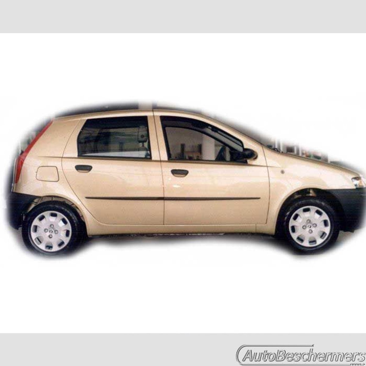 Stootlijsten set zwart voor Fiat Punto 5-deurs 1999-2005. De stootstrips zijn zelfklevend. Set a 4 stuks (#0008)