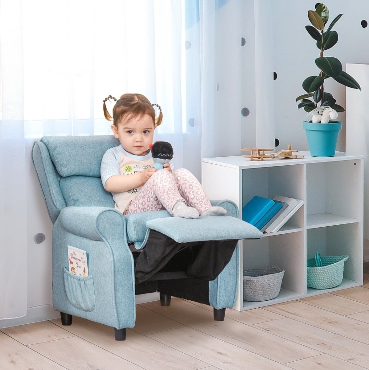 COVREO Kinderfauteuil 58 x 53 x 70 cm blauw, stof en hout met verstelbare voetensteun