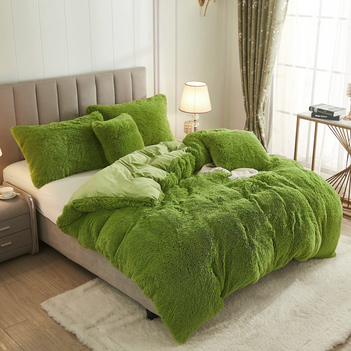 Omgoods - Luxe Faux Fur Duvet Cover - Apple Green, Queen