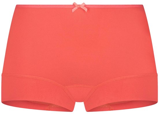 Koraalkleurige short met strikje op de tailleband.