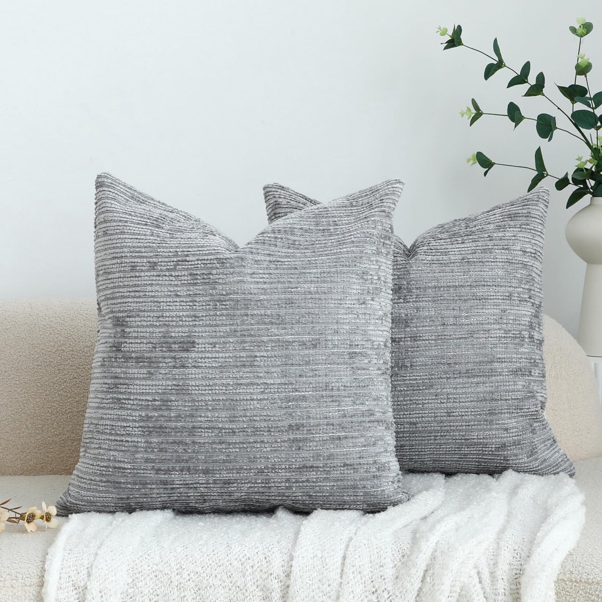 Crèmewitte sierkussenslopen, set van 2 neutrale zachte getextureerde chenille-kussens, decoratieve effen kussenhoes voor bank, slaapbank, woonkamer, 45 x 45 cm