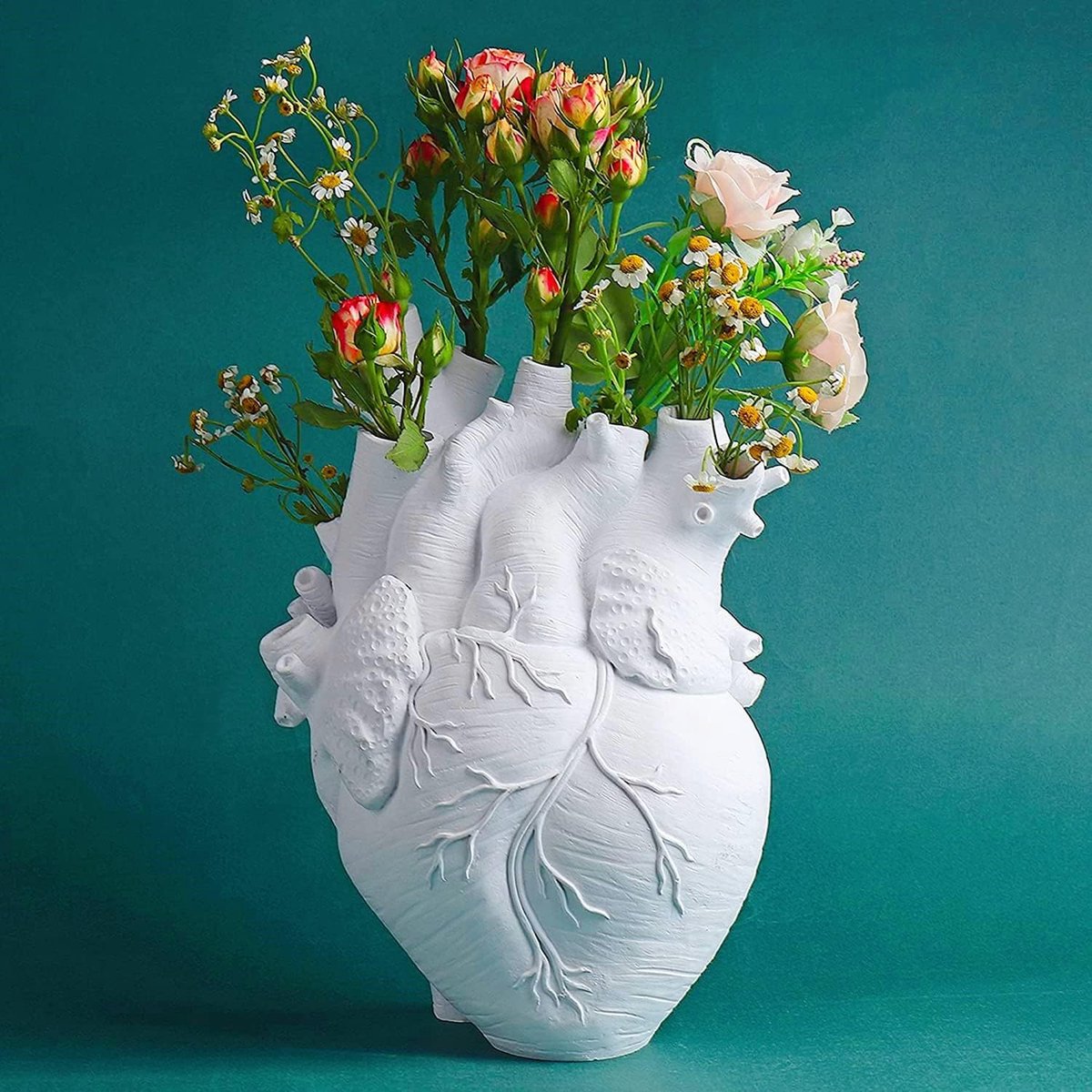 Vazen hartvormige decoratie hars bloempot moderne unieke Scandinavische kunststijl decoratieve vaas voor thuis huwelijkscadeau desktop woonkamer decoratie - wit