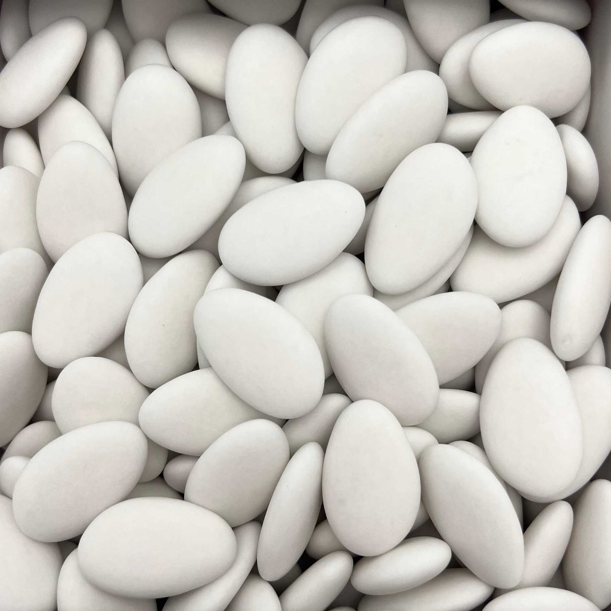 Vanparys Suikerbonen - Doopsuiker - Chocoladebonen - Dragees - Geboortesnoep - Mat Wit - Pure Chocolade - 1 kg - 240 stuks (geboorte, baby, babyshower, communie, huwelijk)