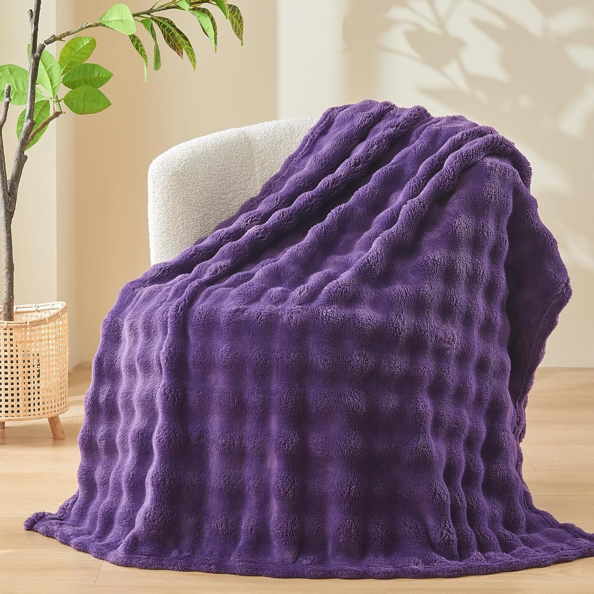 Super warme fleecedeken, plaid van hoogwaardig imitatiebont, comfortabele bubbelstijl, ultrazacht en donzig, paars, 127 x 153 cm