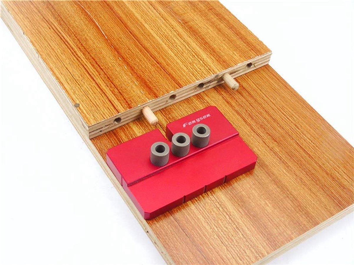 SnelShoppen - Hole Puncher Locator - 3-in-1 Multifunctionele en Draagbare Perforator Locater voor Houtbewerking - Rood - Aluminium Legering - Met 3 Bo