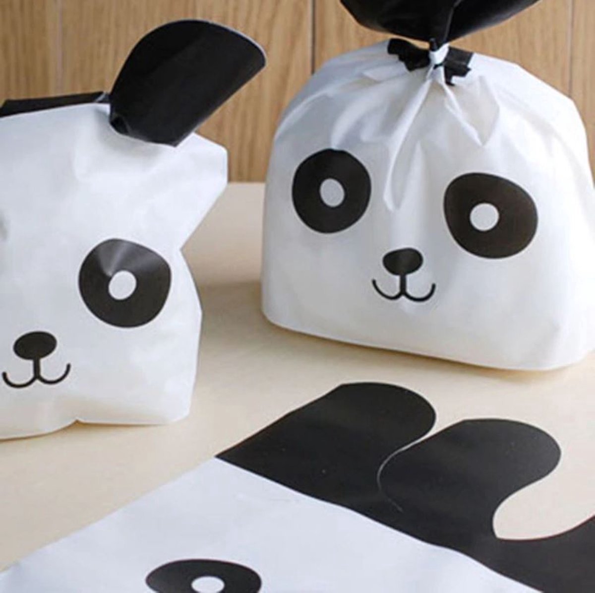 Panda traktatiezakjes - Panda Uitdeelzakjes - Traktatie tasjes - Uitdeeltasjes - Trakteren - 10 stuks - CHPN