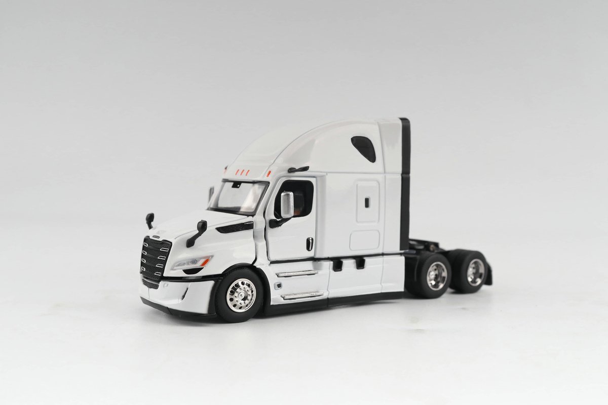 Freightliner Cascadia Gen-5 (2025)- US Truck - Trekker - 1:64 - Diecast Masters - White - Wit