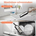 Mandoline snijder wordt met de hand afgespoeld onder een kraan en staat in een vaatwasser. Vaatwasserbestendig.