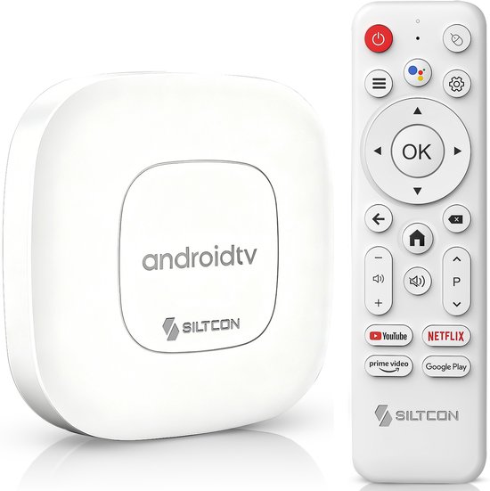 Witte Android TV box met afstandsbediening. Beide voorzien van het SILTCON logo en 'androidtv' op de box.