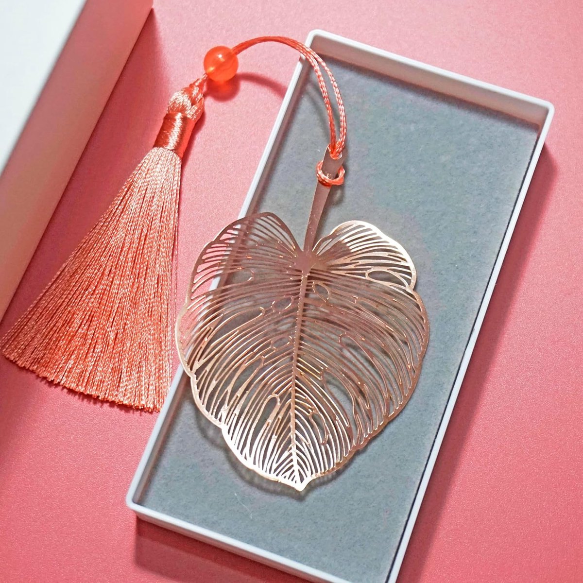 Bladwijzer met geschenkdoos, bladmarker met kwastje, leescadeaus voor vrouwen, moeder, leraren, studenten (blad)
