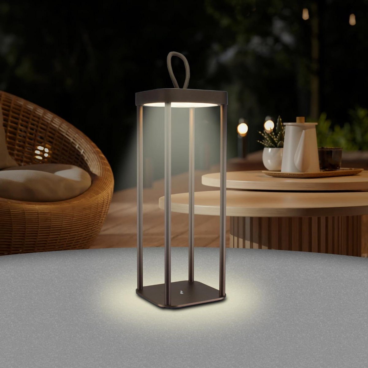 Oplaadbare LED Lantaarn - Draagbare Lamp - Sfeerverlichting Buiten - Verstelbare Lichtintensiteit - 15x15x40cm - Bruin