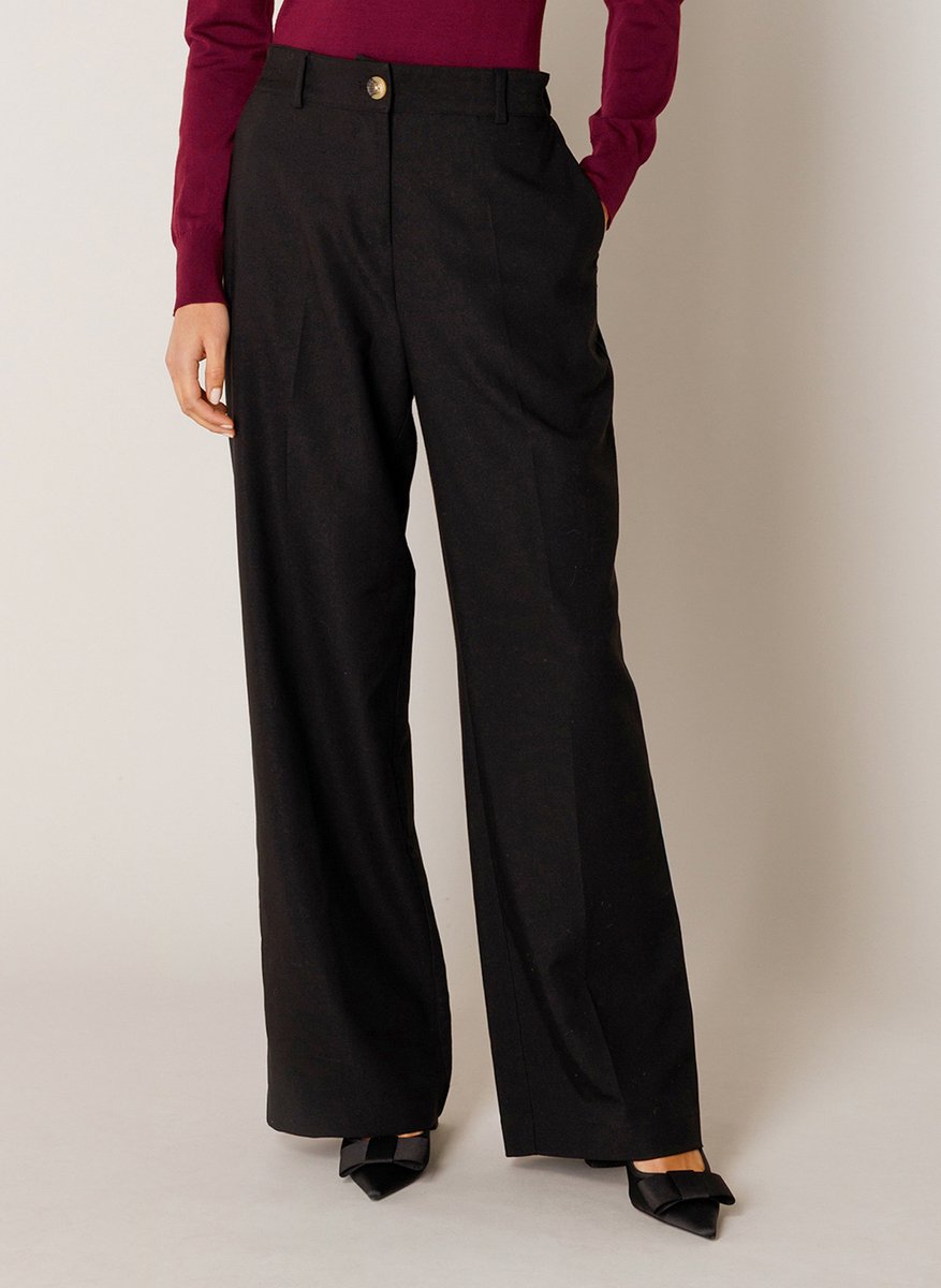 BASE LEVEL Yuna Pants - Black - maat W42 / L30