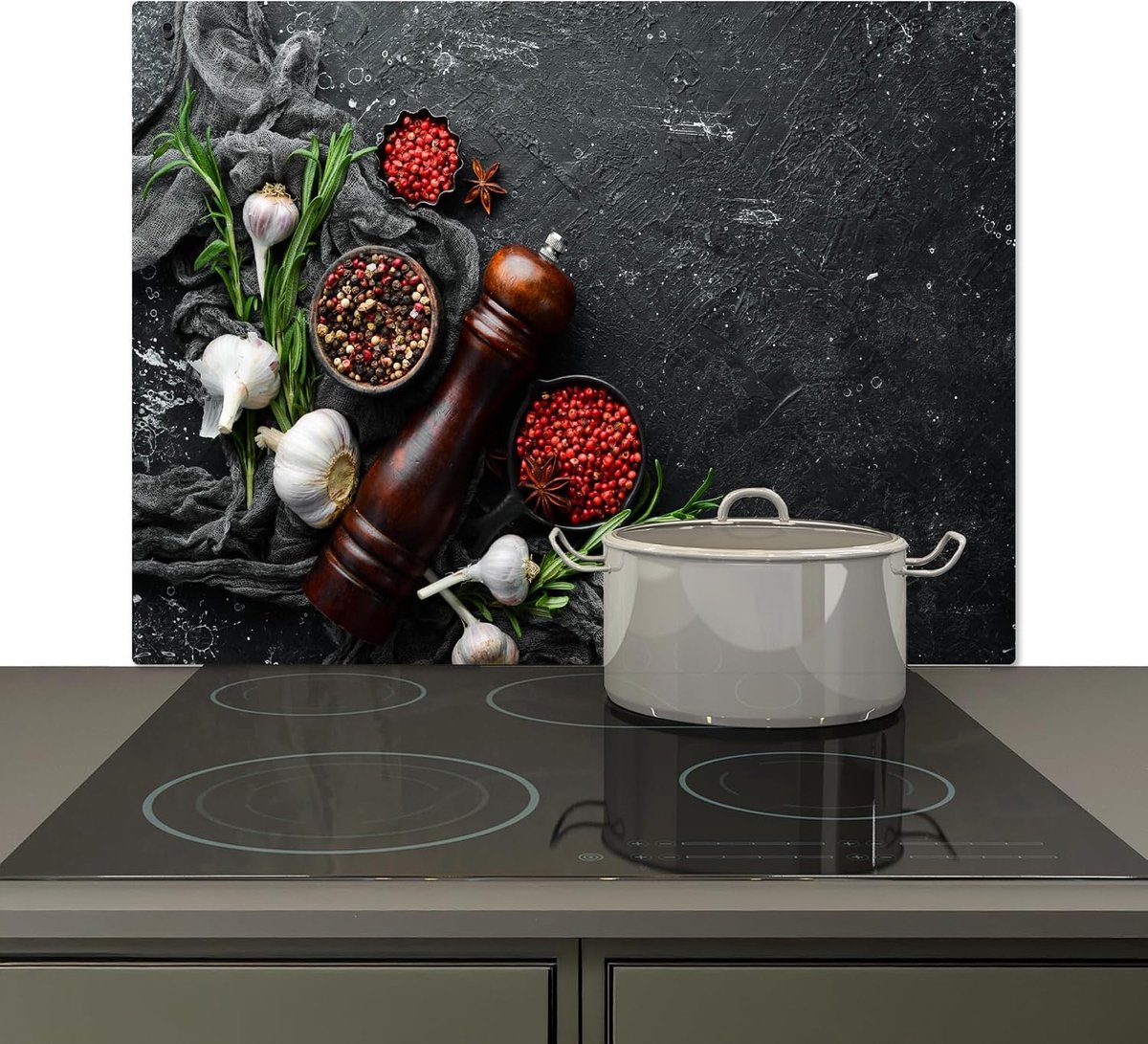 Spatscherm Keuken 52.2x80.2 cm Kookplaat Achterwand Beschermer Muur Spatwand Fornuis Aluminium Hittebestendig - Kruiden - Peper - Knoflook - Beton