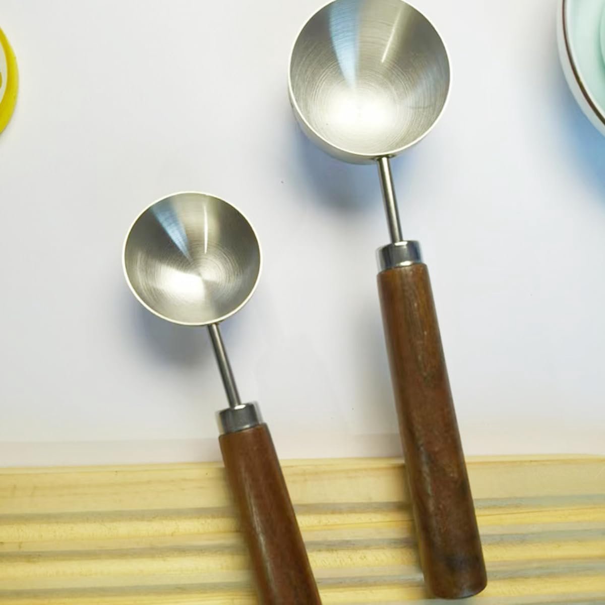 2 stuks koffielepels roestvrij staal grote maatlepel houten handvat keukenmaatlepel met walnootgreep, portioneerder, koffiebonen, maatlepel voor thee, specerijen, melkpoeder, suiker