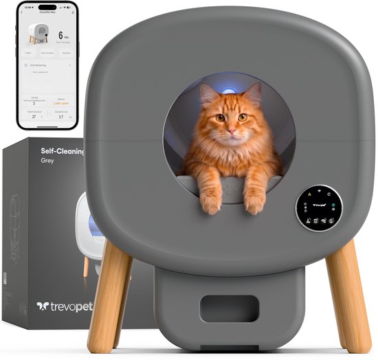 Grijze zelfreinigende kattenbak met houten poten. Een oranje kat zit in de opening. Naast de kattenbak staat de doos en een smartphone met app.