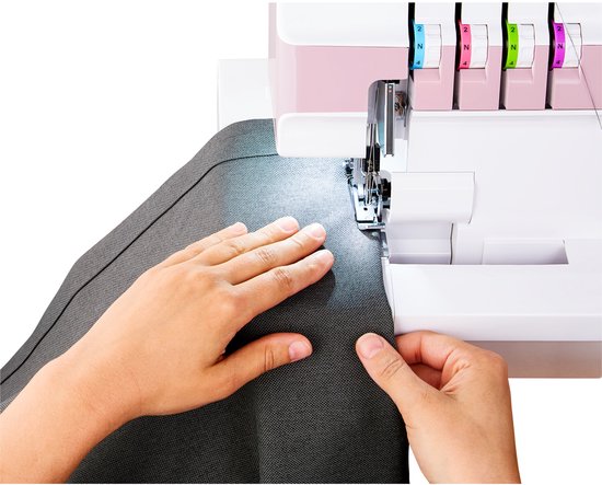 MEDION overlock naaimachine SO90 (elektrisch, 90 watt, LED-lampje, one-pass snijden, uitgebreide accessoires, MD19169) roze