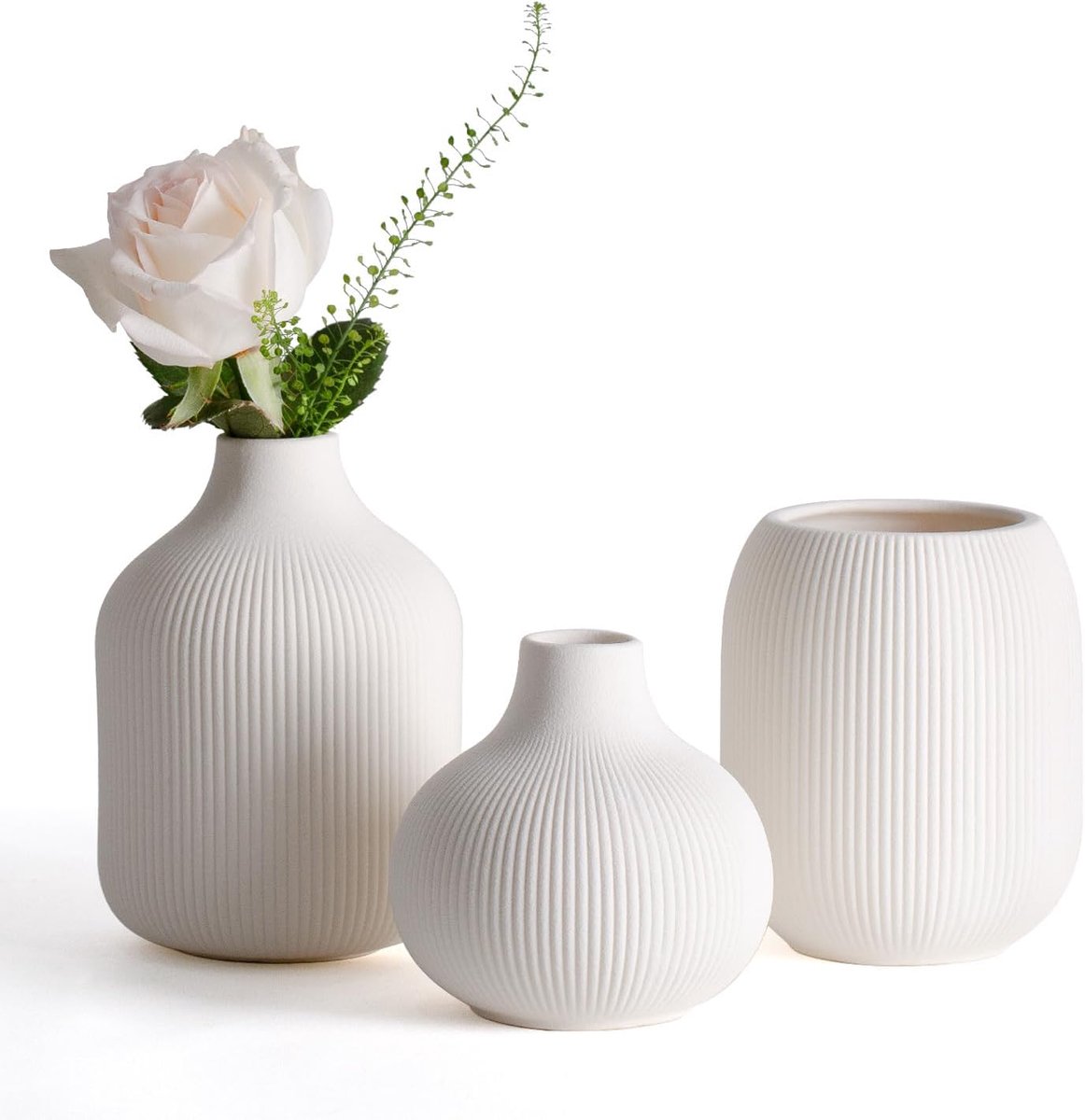 SnelShoppen - Set van 3 Kleine keramische vazen wit met ribbeldesign, minimalistische decoratie voor woonkamer, slaapkamer, kantoor, moderne vaasjes v