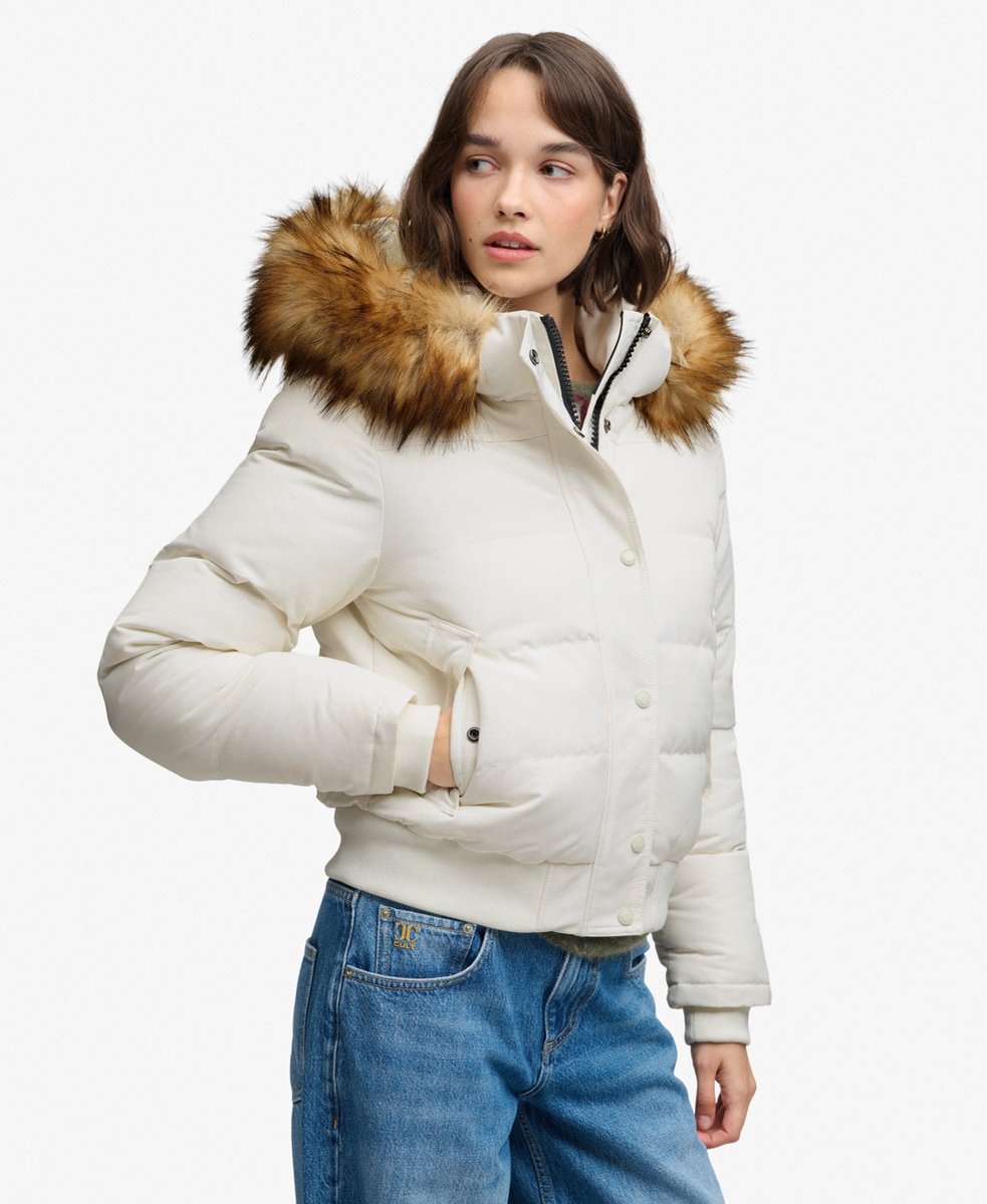 Superdry Everest Bomber Jas met Slanke Pasvorm Dames Gewatteerde jassen Creme