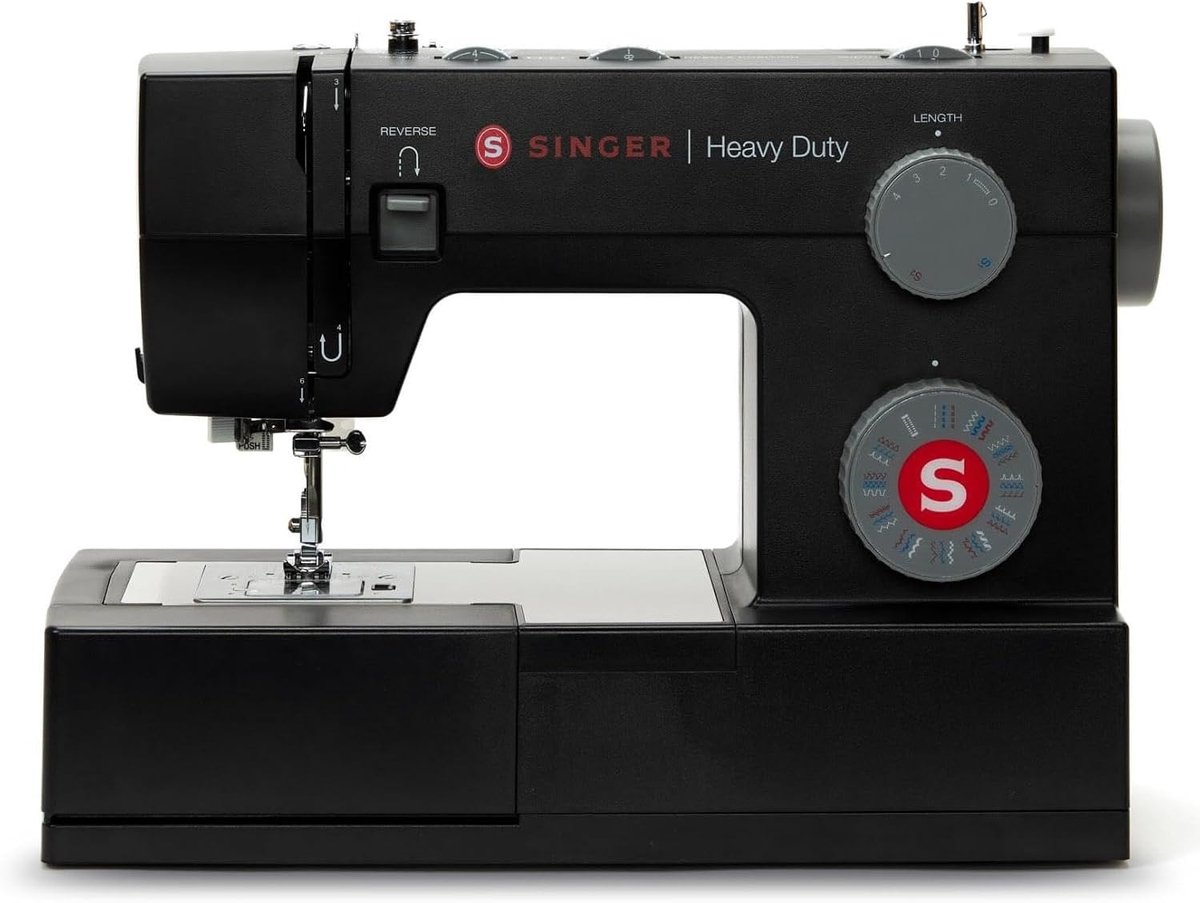 Singer Heavy Duty 4432 - zwart