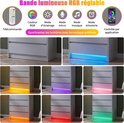 Witte commode met ingebouwde RGB-verlichting in verschillende kleuren.