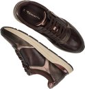 Bovenkant van bruine Tamaris sneakers met rits en diverse bruine texturen.