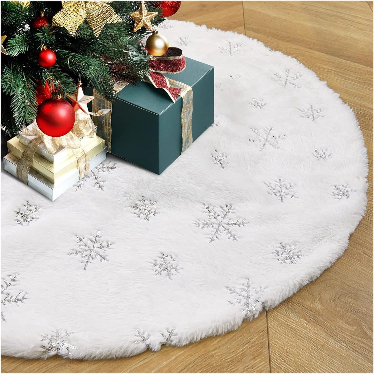 Kerstboom, diameter 90 cm, van zacht wit pluche, versierd met zilveren sneeuwvlokken, om de kerstboom en de eindejaarsfeesten te versieren (dikkere uitvoering)